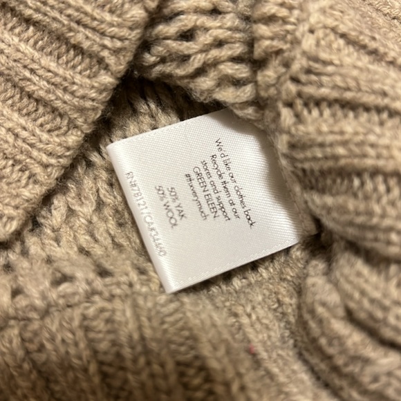 Eileen fisher sweater - Picture 3 of 4